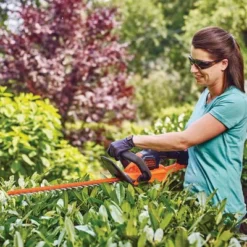 Black & Decker 20V MAX Cordless Lithium-Ion POWERCOMMAND 22" Hedge Trimmer -Garden & Outdoors GUEST 11dfb8be 3fa0 4dae 9cae ea0c8db32af3