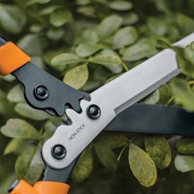 Fiskars PowerGear 2 Hedge Shears (23") 3 Fiskars PowerGear 2 Hedge Shears (23") - Image 3